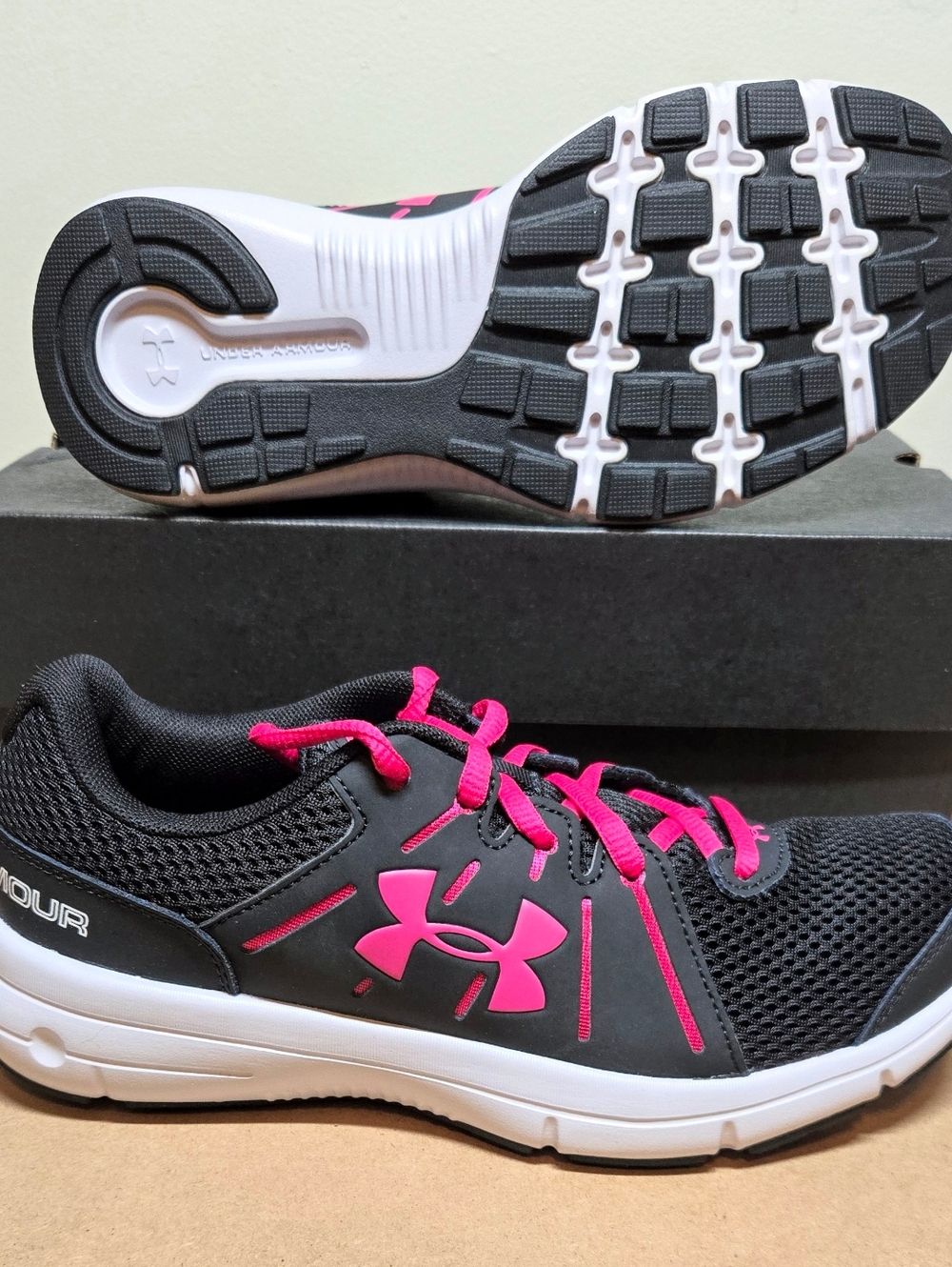🆕 Women's 6.5 Under Armour Dash Run 2 - Running, Casual, Walking Shoes Sneakers